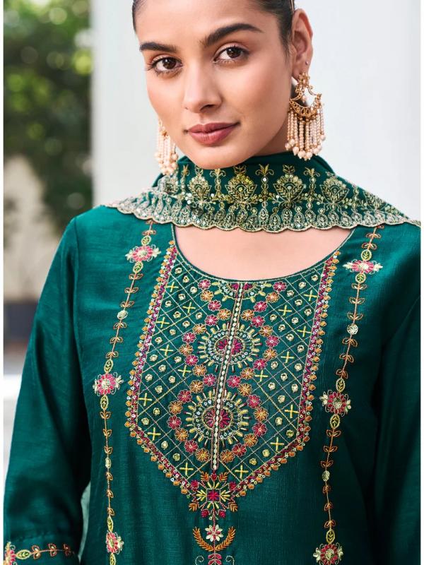 VP 9481 G Women Kurta and Trouser Duppata Set Silk Blend